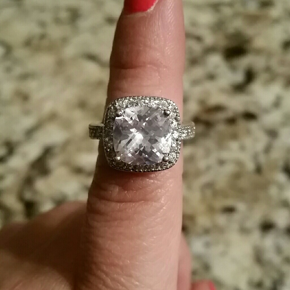 💥🎉LIA SOPHIA COCKTAIL RING🎉💥